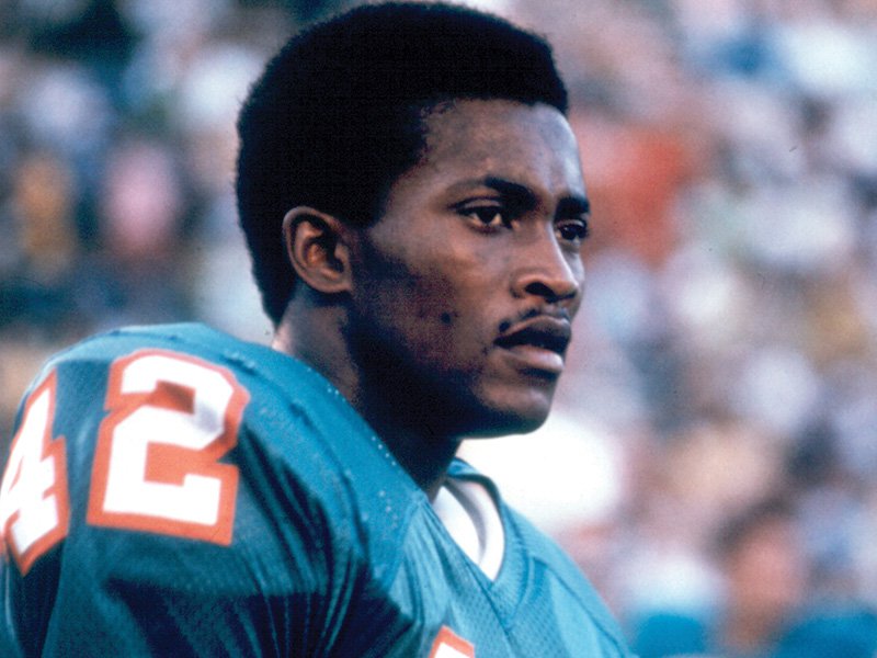 The Life And Career Of Paul Warfield (Complete Story)